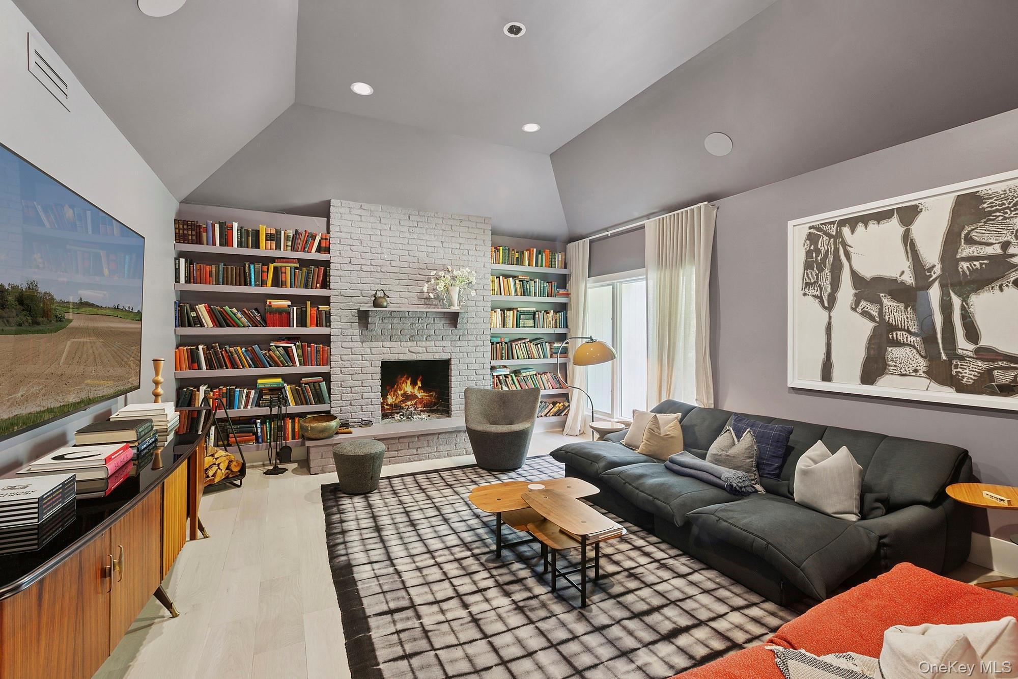 Single Family Honeysuckle Suffolk County, NY 11942, MLS-897751-9