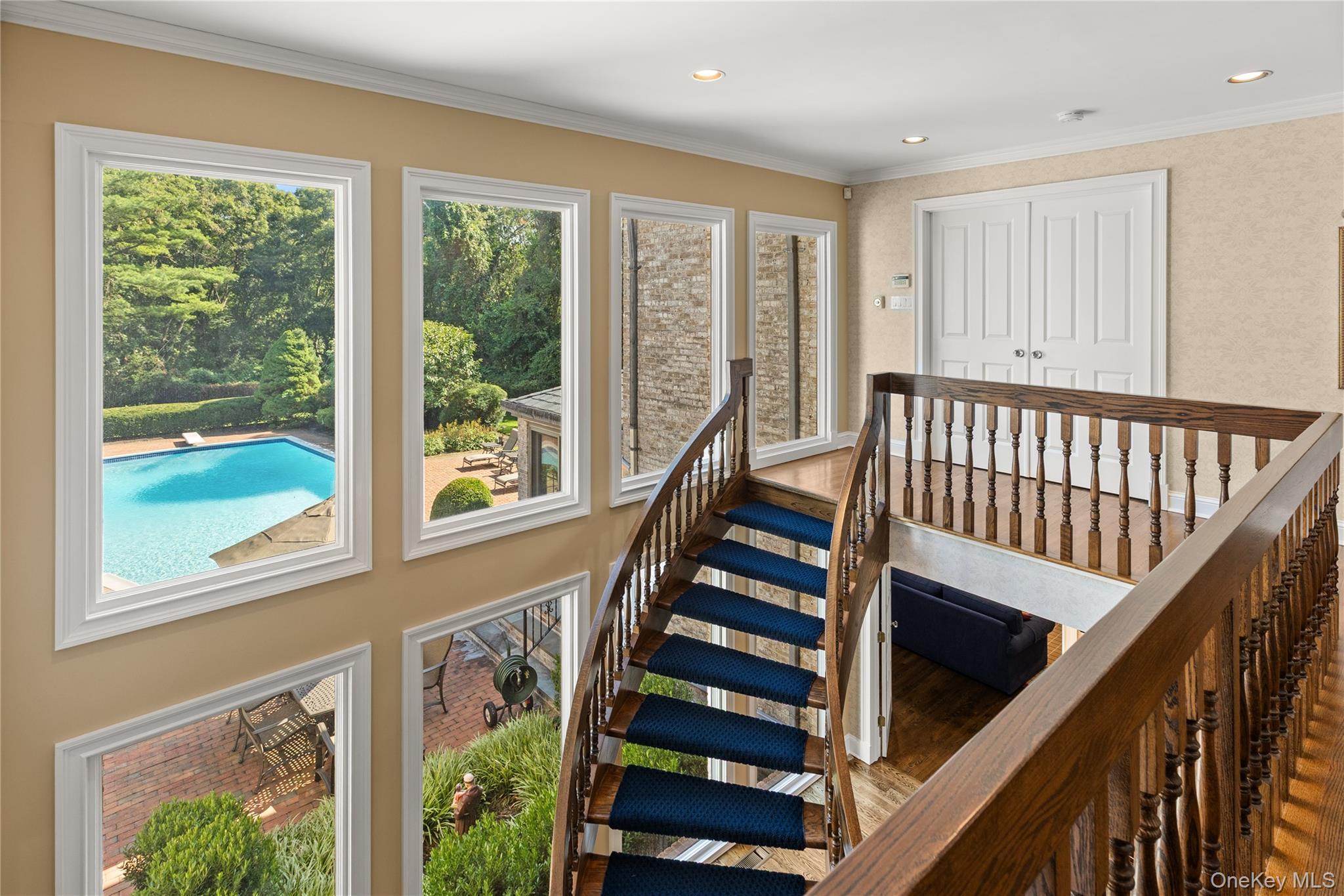 Single Family Half Hollow Suffolk County, NY 11746, MLS-897801-20