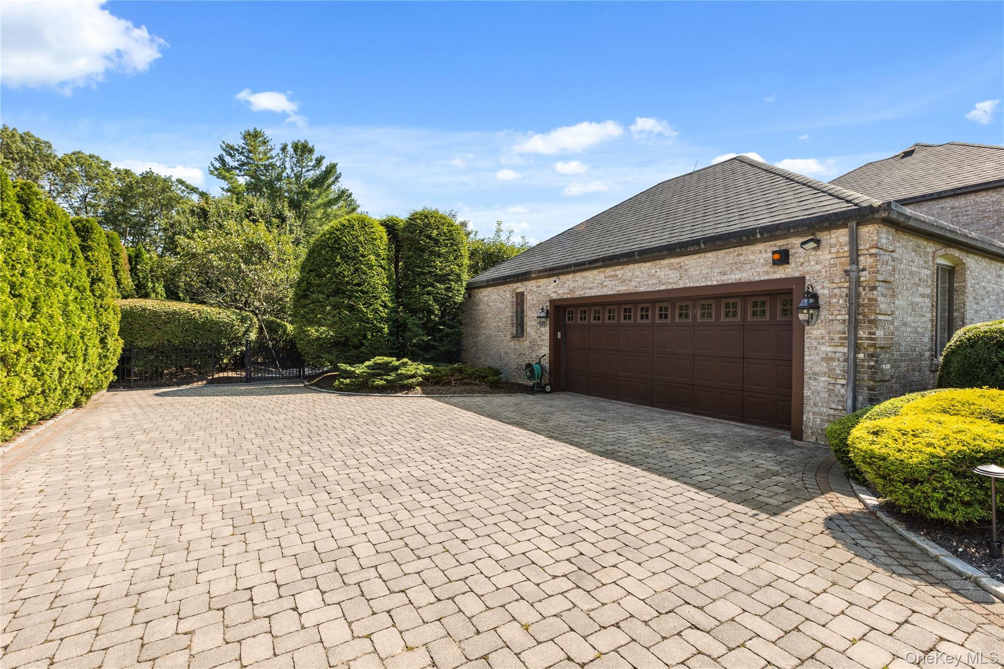 Single Family Half Hollow Suffolk County, NY 11746, MLS-897801-5