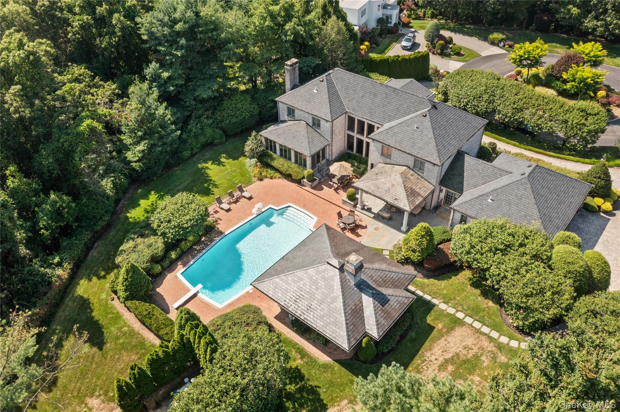 Single Family Half Hollow Suffolk County, NY 11746, MLS-897801-8