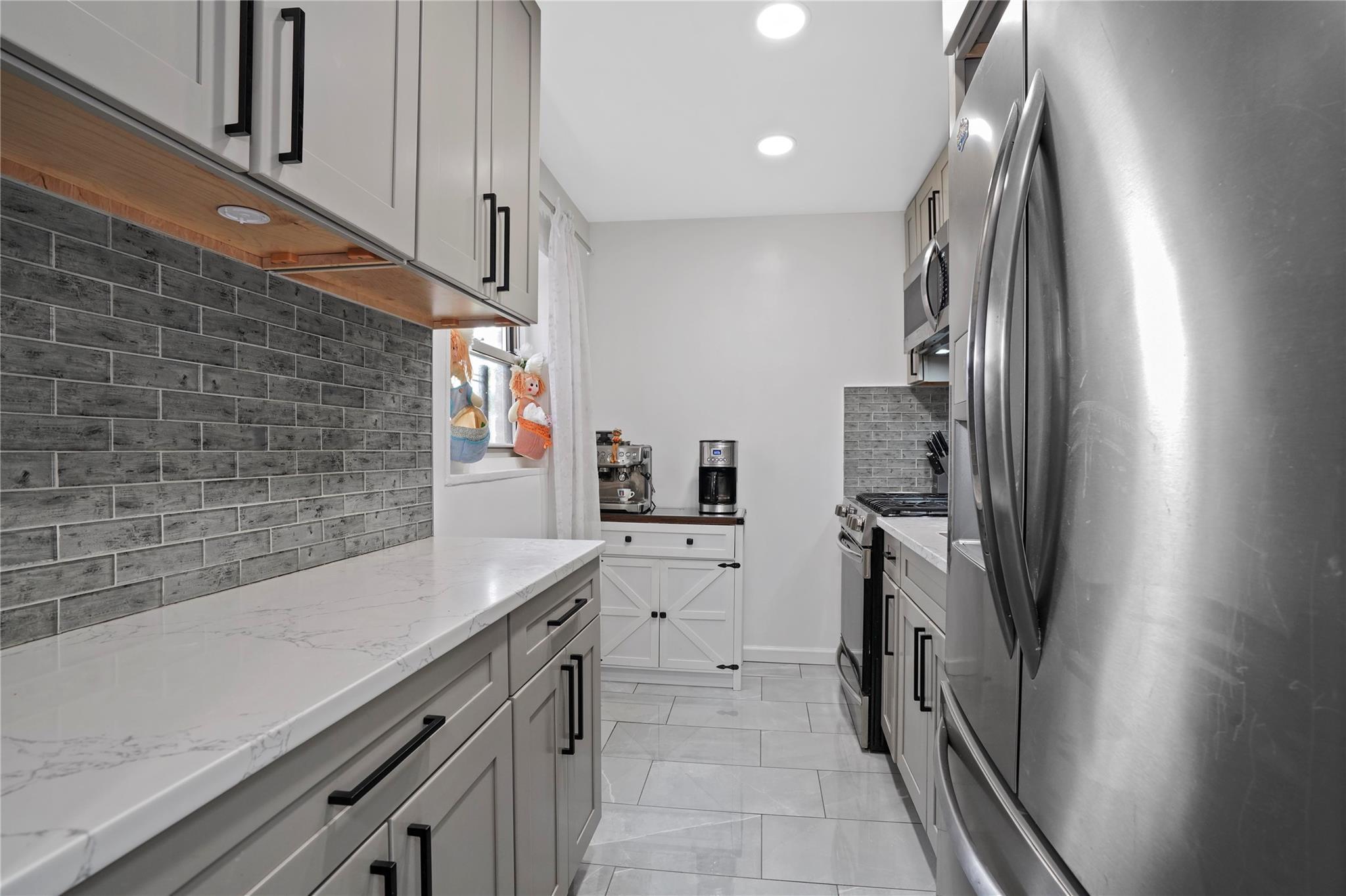 Coop Shore  Brooklyn, NY 11228, MLS-897802-8