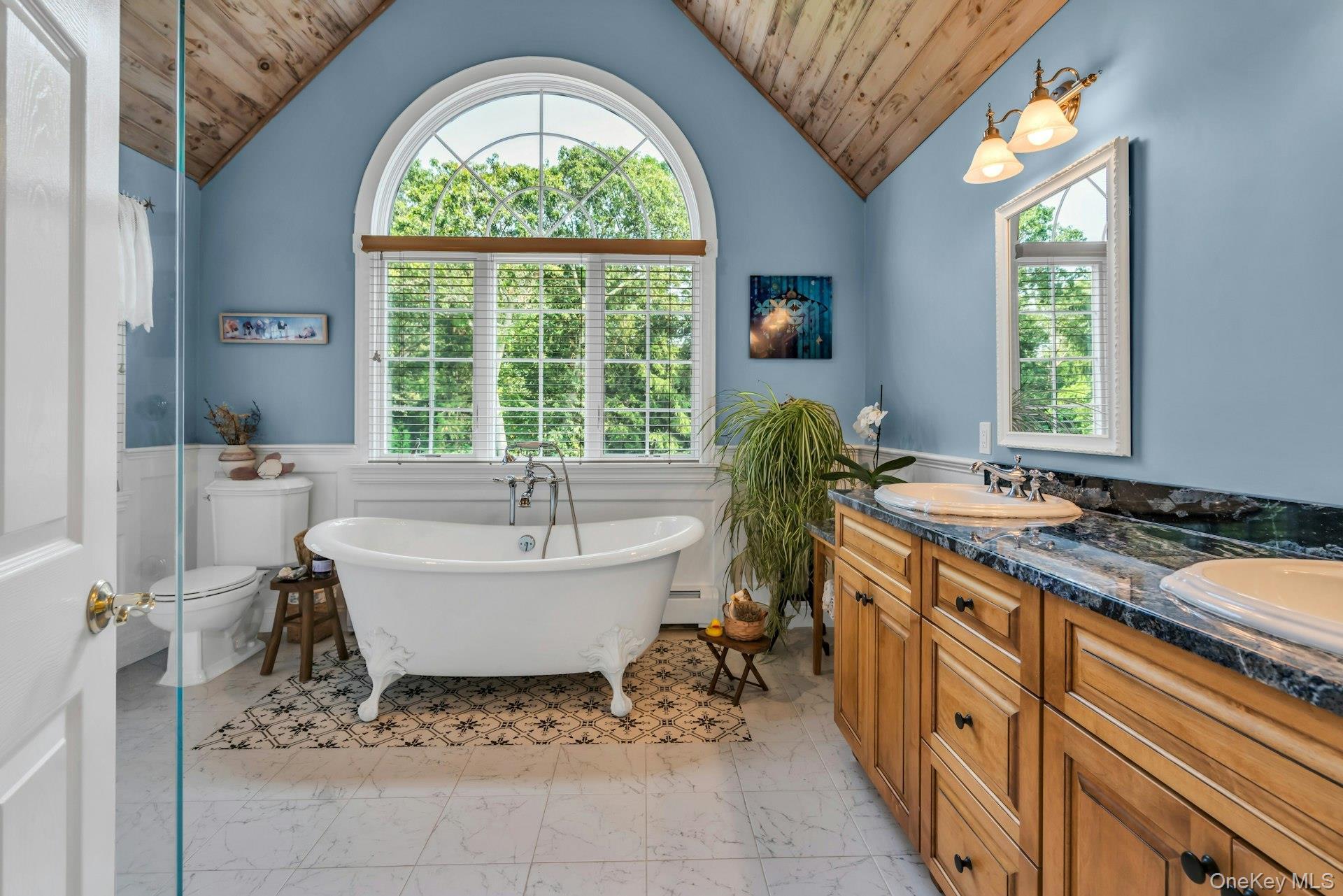 Single Family Grasslands  Suffolk County, NY 11766, MLS-897850-28