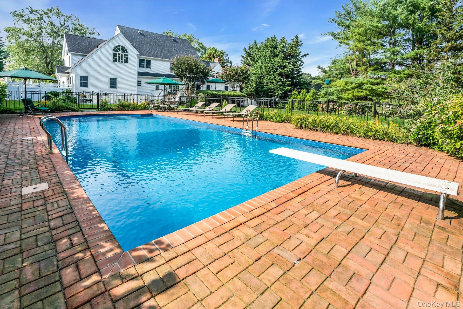 Single Family Grasslands  Suffolk County, NY 11766, MLS-897850-37