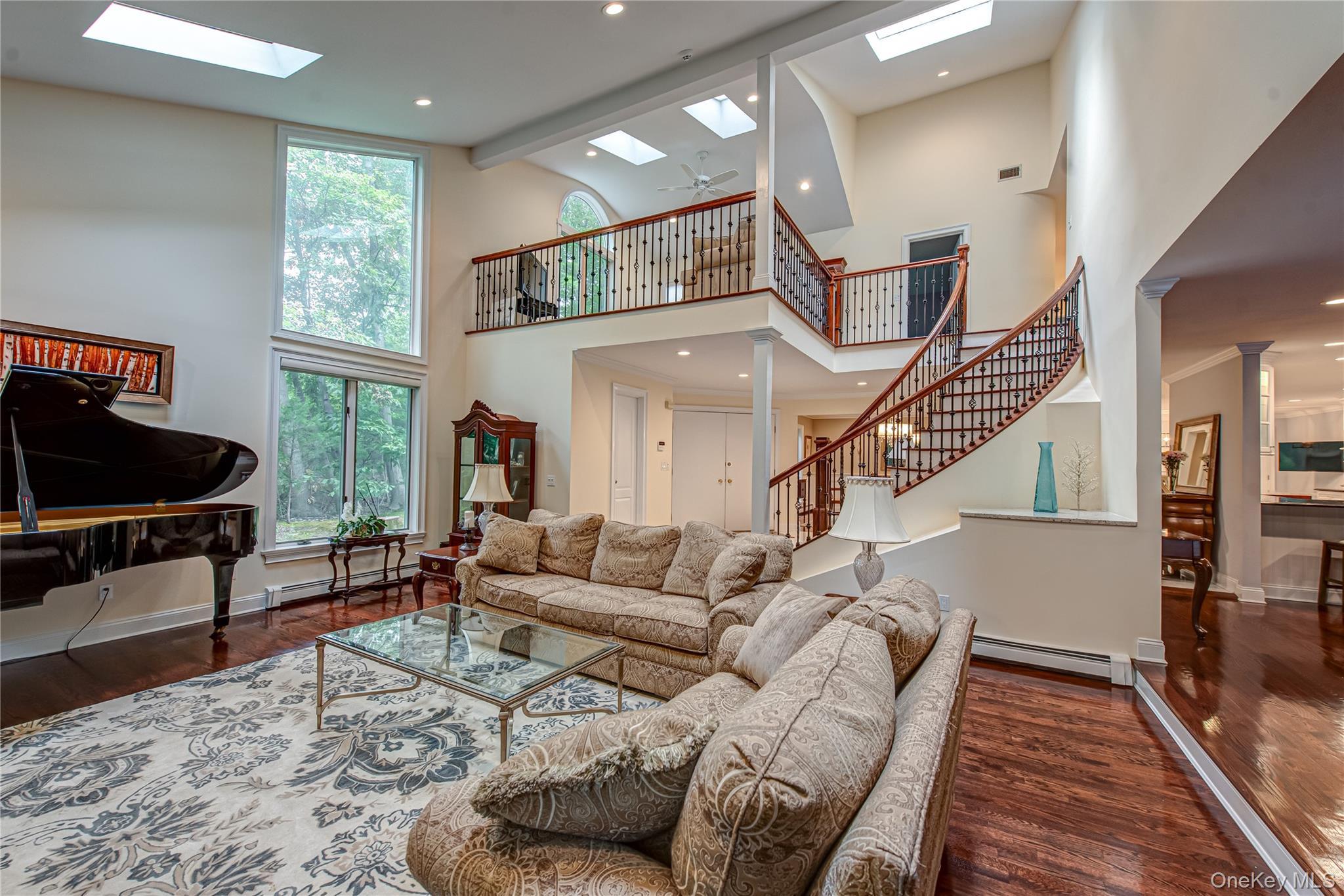 Condo Wood Path  Suffolk County, NY 11768, MLS-897900-12
