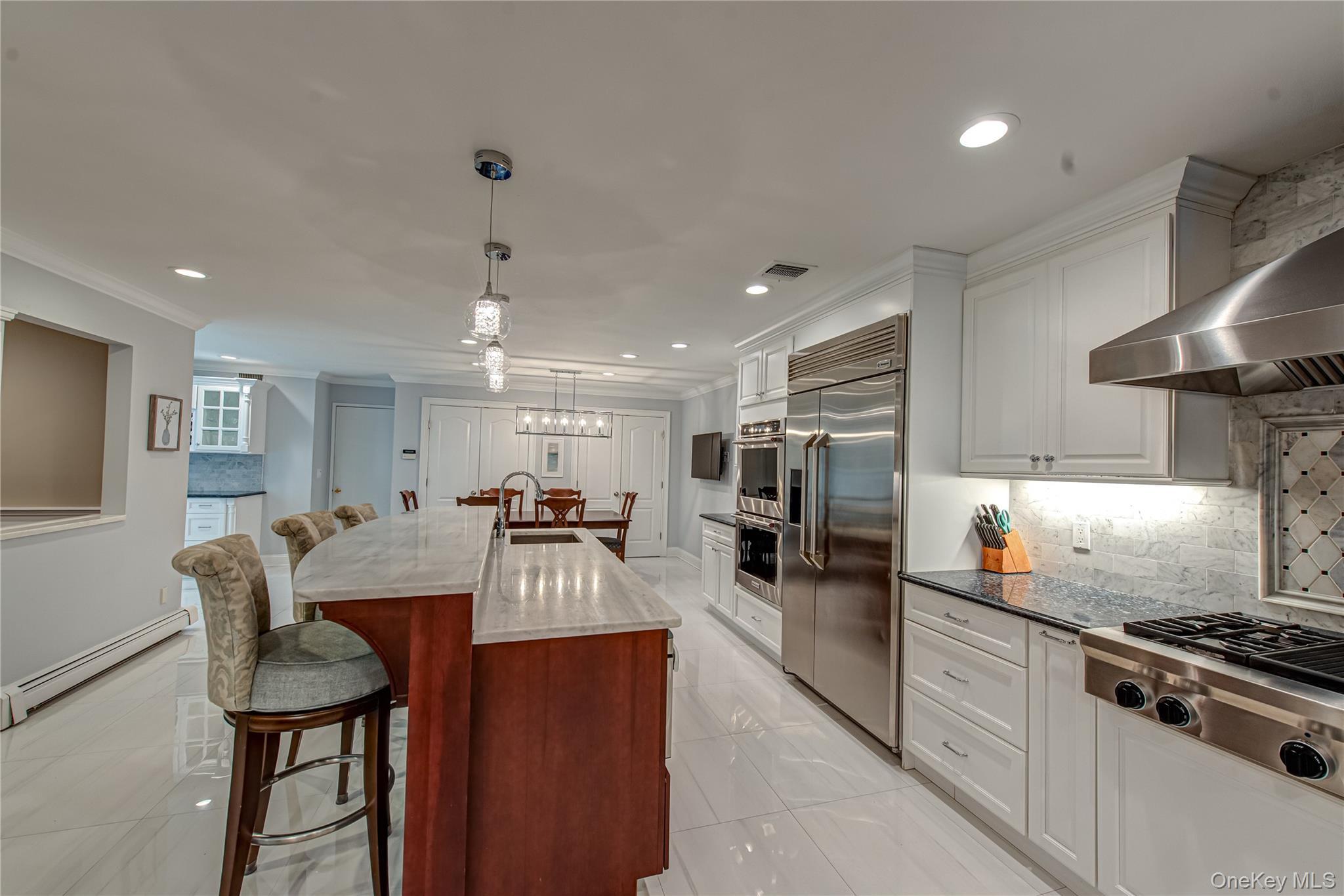 Condo Wood Path  Suffolk County, NY 11768, MLS-897900-19