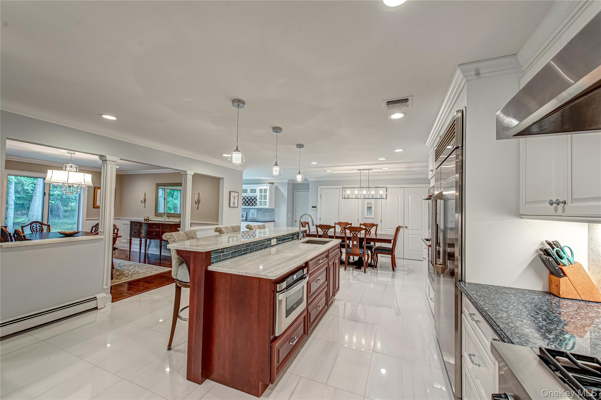 Condo Wood Path  Suffolk County, NY 11768, MLS-897900-20