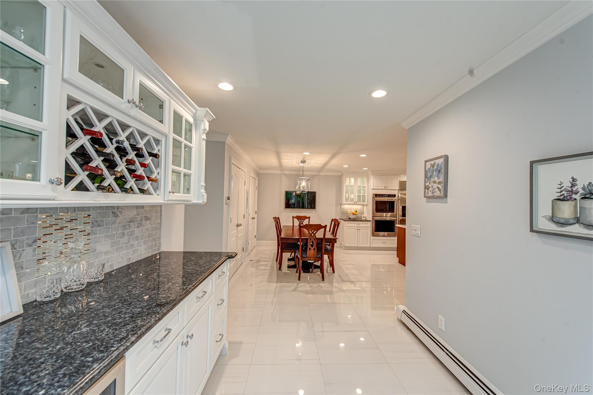 Condo Wood Path  Suffolk County, NY 11768, MLS-897900-23