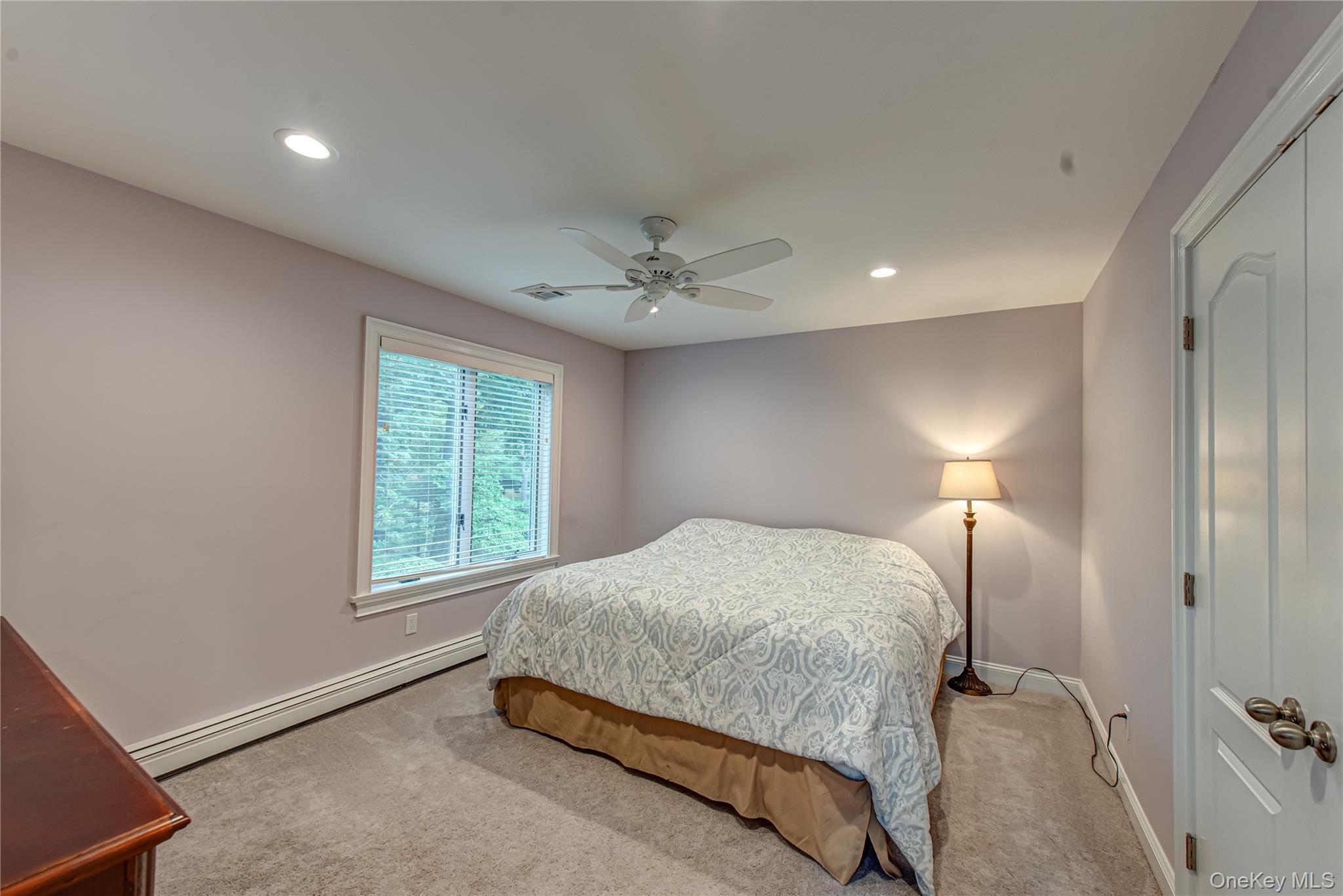 Condo Wood Path  Suffolk County, NY 11768, MLS-897900-36