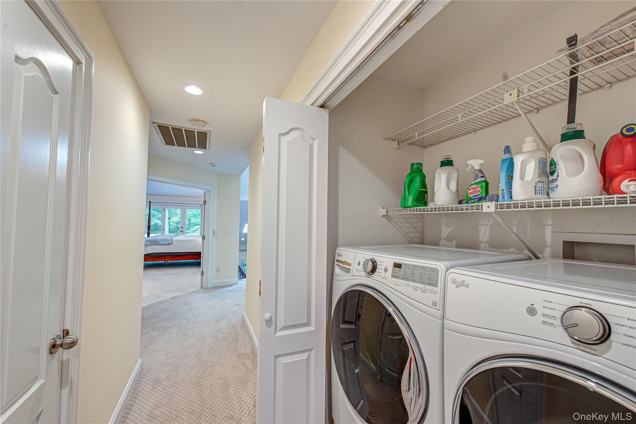 Condo Wood Path  Suffolk County, NY 11768, MLS-897900-39