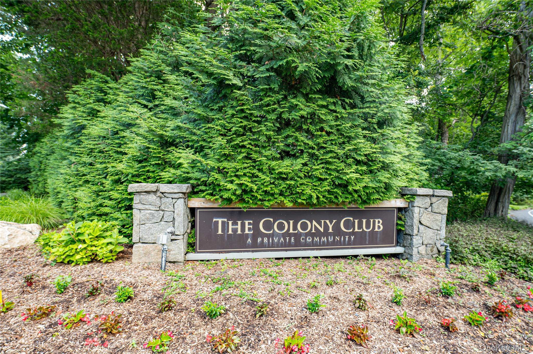 Condo Wood Path  Suffolk County, NY 11768, MLS-897900-45