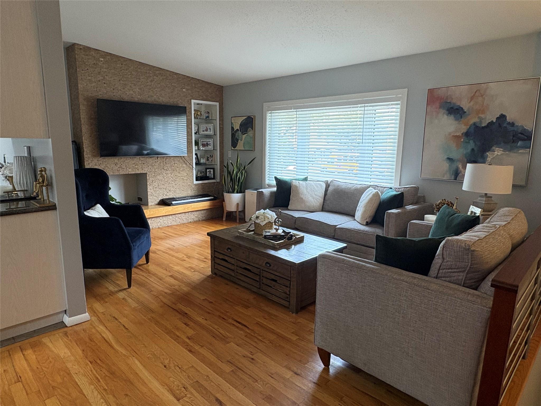 Single Family Louis Nine Blvd  Bronx, NY 10459, MLS-897918-17