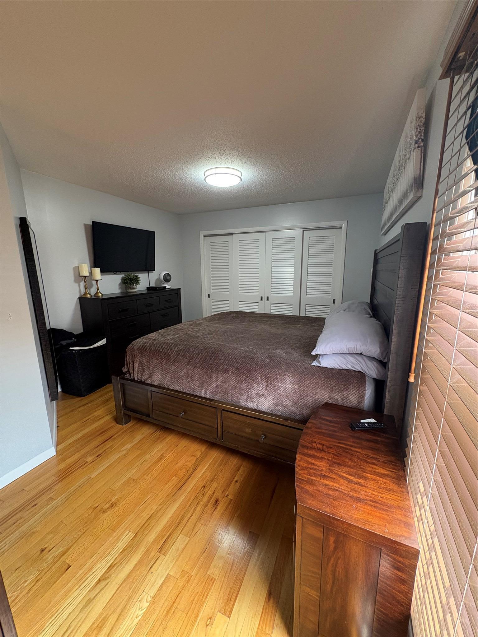 Single Family Louis Nine Blvd  Bronx, NY 10459, MLS-897918-24