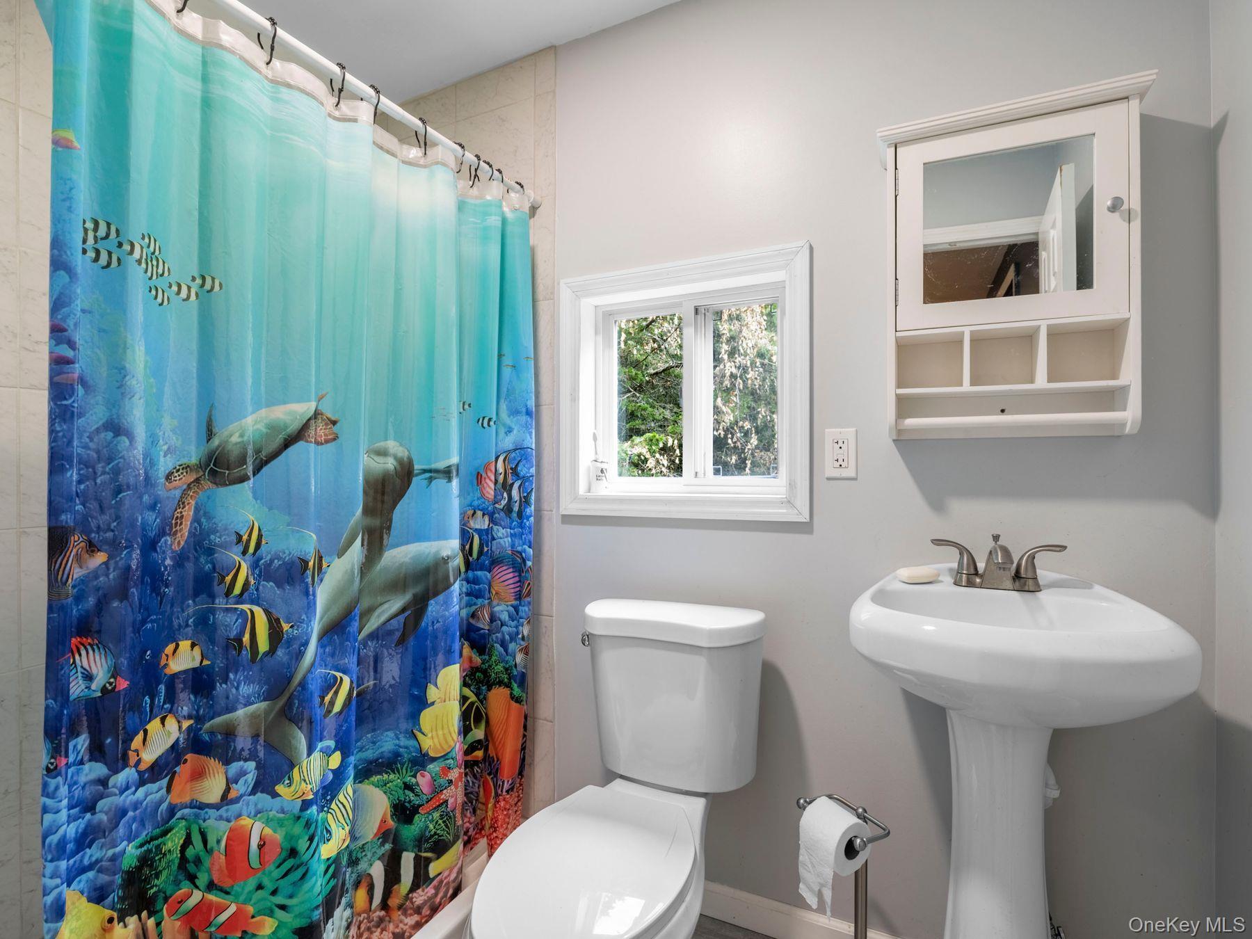 Single Family Lincoln Greene County, NY 12413, MLS-897931-10