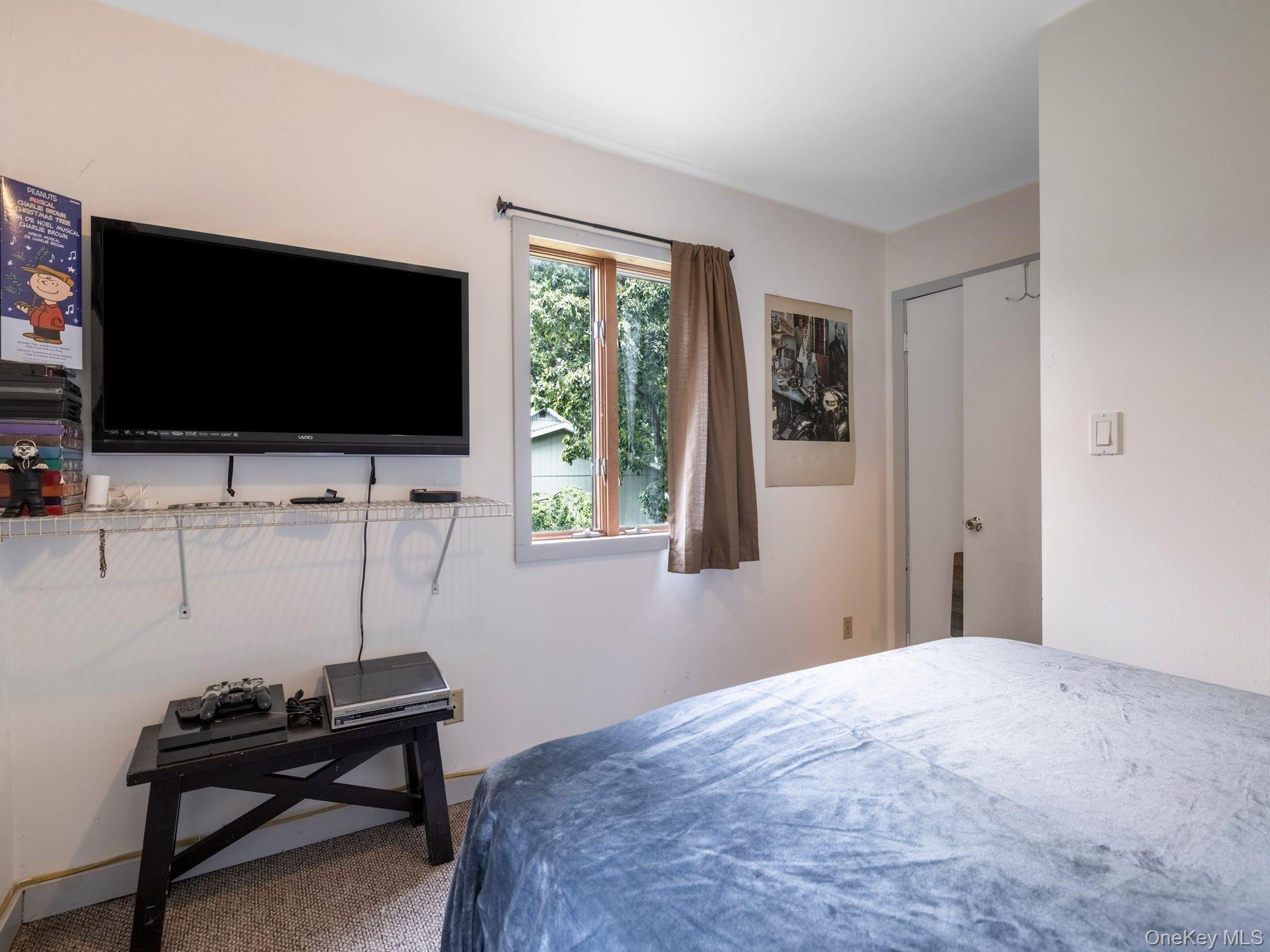 Single Family Lincoln Greene County, NY 12413, MLS-897931-15