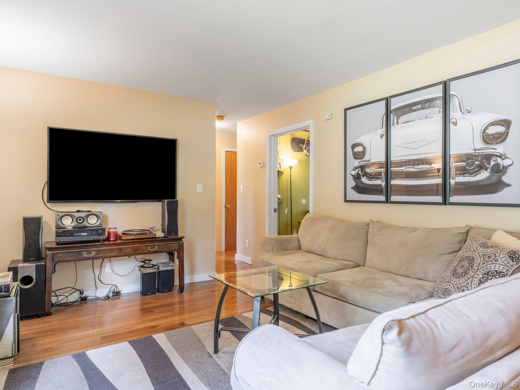 Single Family Lincoln Greene County, NY 12413, MLS-897931-4