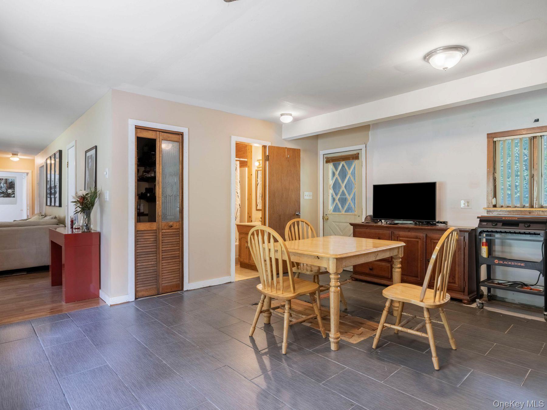 Single Family Lincoln Greene County, NY 12413, MLS-897931-6