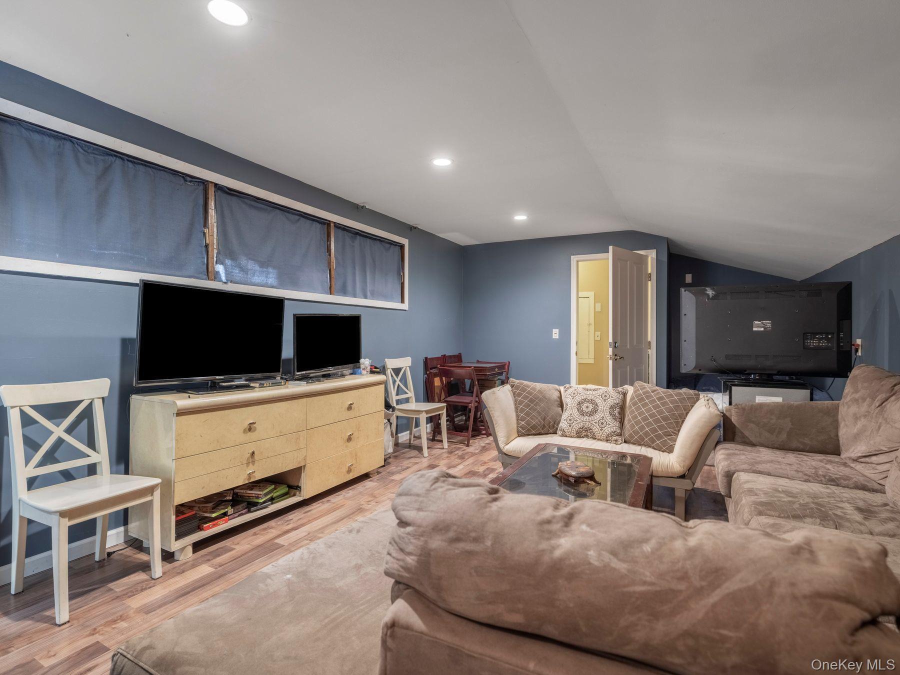 Single Family Lincoln Greene County, NY 12413, MLS-897931-9