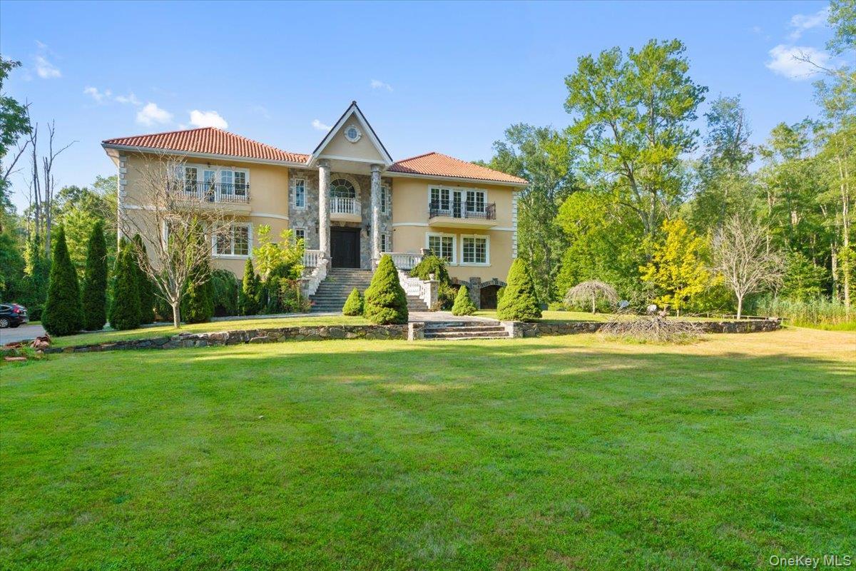 Single Family Stone Hill Westchester County, NY 10506, MLS-897966-25