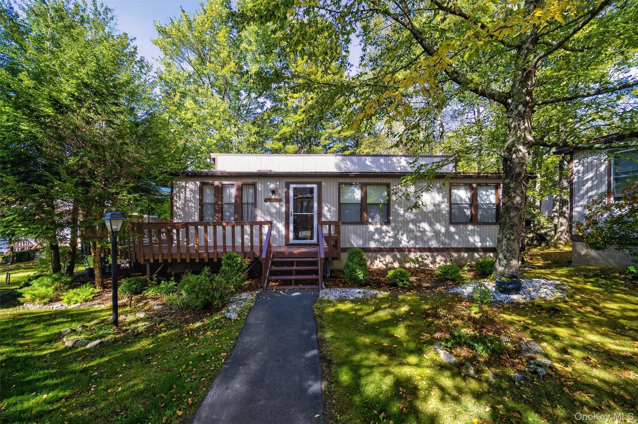 Single Family Ivanhoe Sullivan County, NY 12701, MLS-897973-24