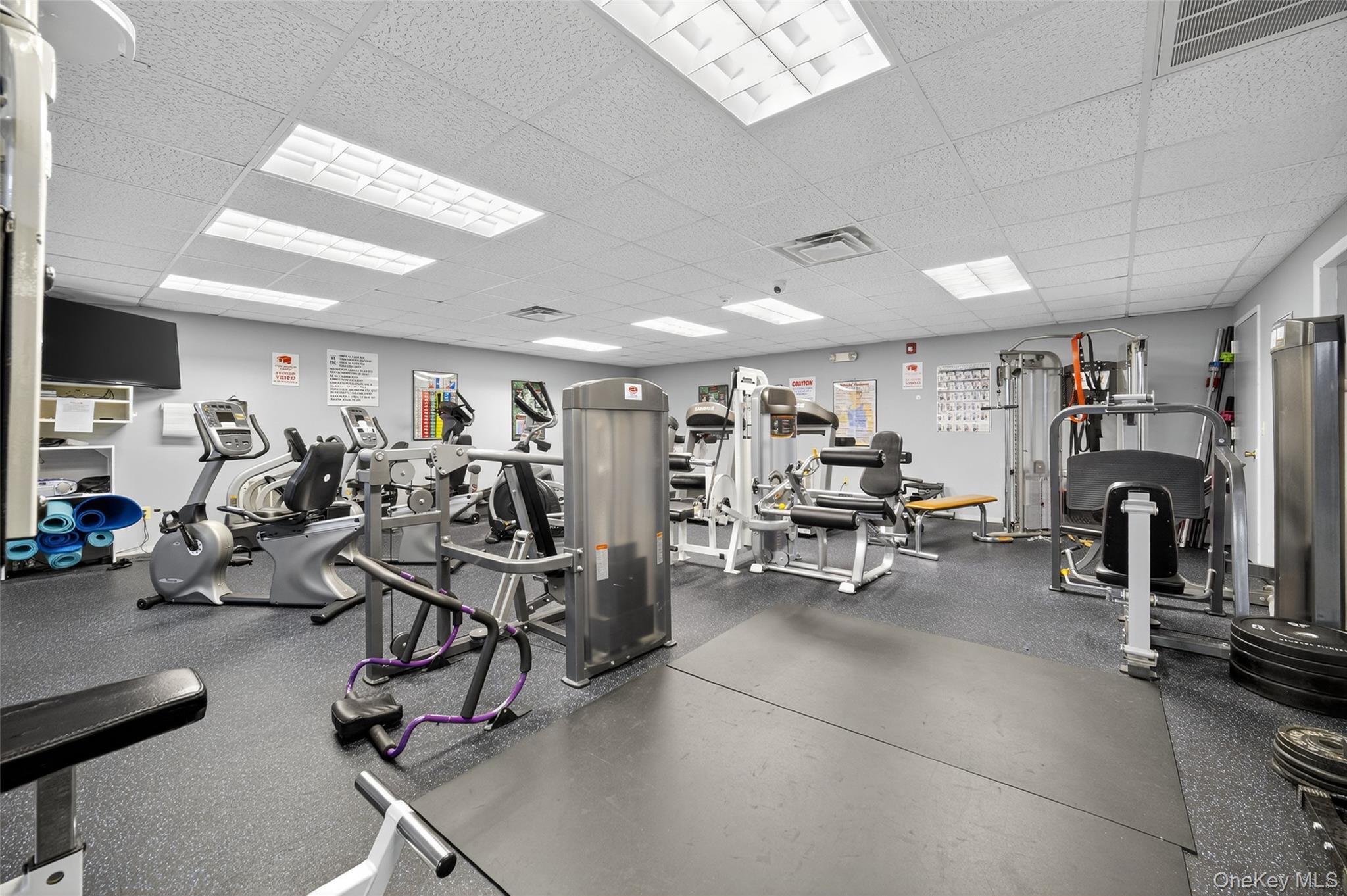 Single Family Ivanhoe Sullivan County, NY 12701, MLS-897973-33