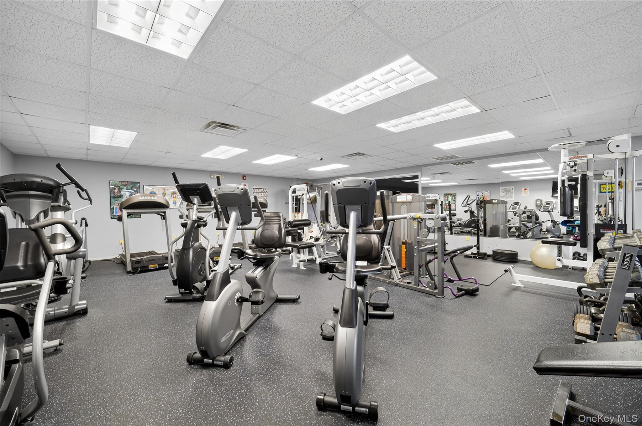 Single Family Ivanhoe Sullivan County, NY 12701, MLS-897973-34