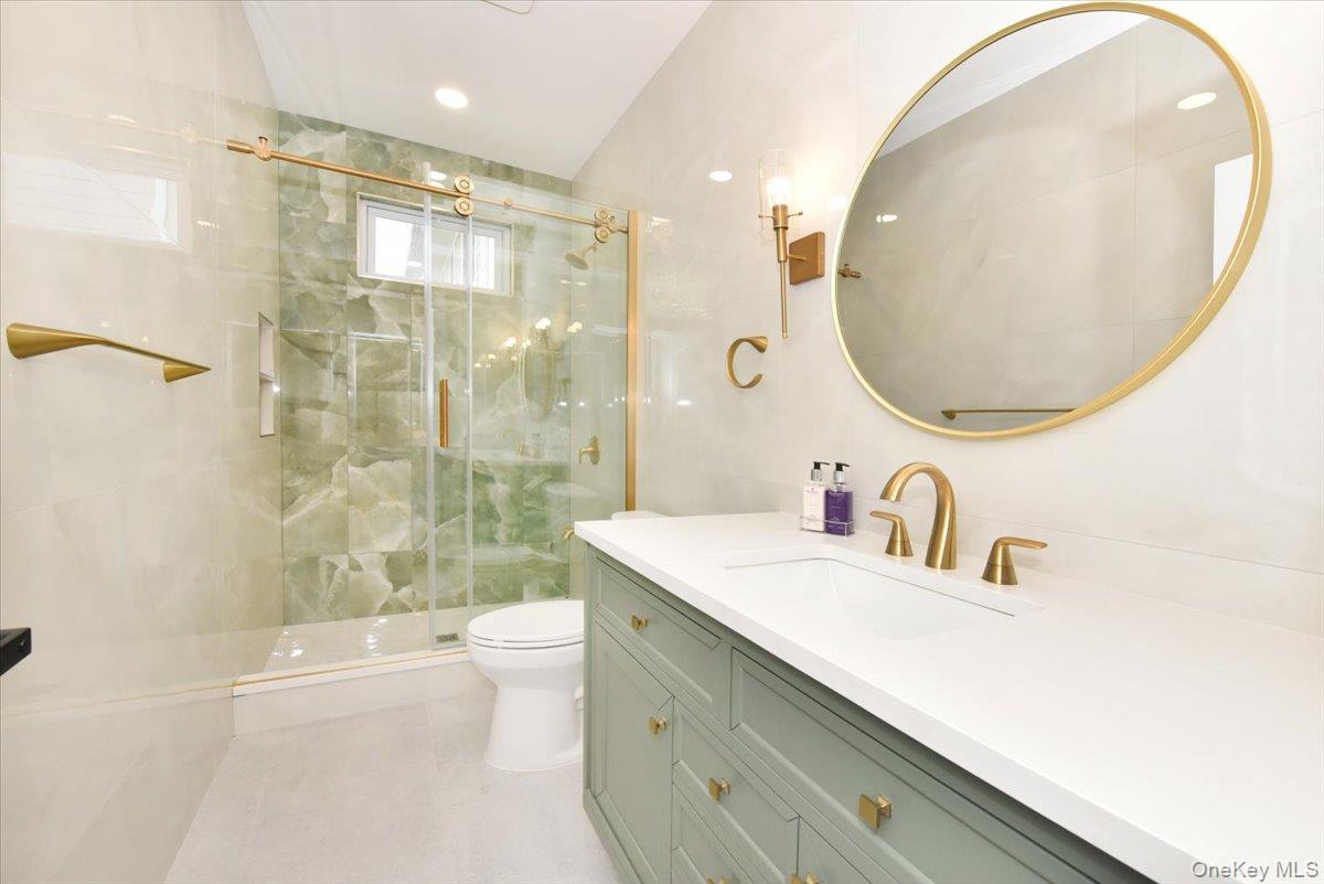 Single Family Norman Nassau County, NY 11040, MLS-897988-15