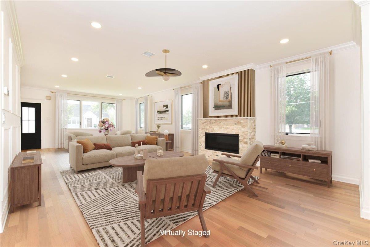 Single Family Norman Nassau County, NY 11040, MLS-897988-9