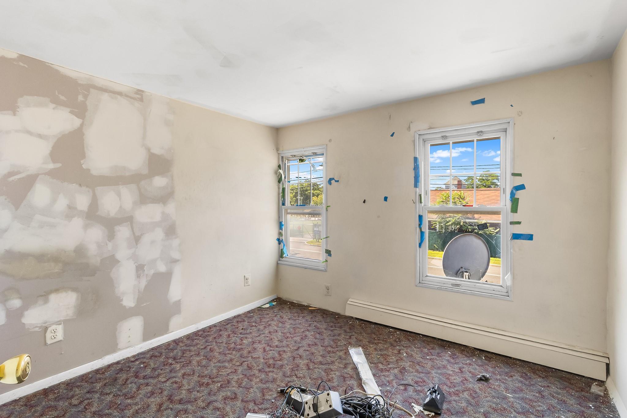 Single Family Irish  Suffolk County, NY 11730, MLS-898009-7