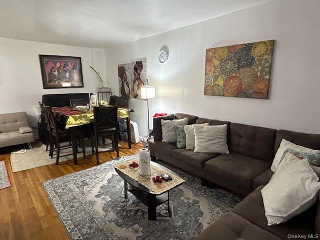 Apartment Kew Gardens  Queens, NY 11415, MLS-898019-16