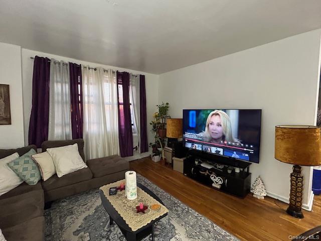 Apartment Kew Gardens  Queens, NY 11415, MLS-898019-19