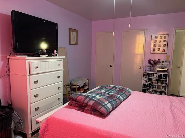 Apartment Kew Gardens  Queens, NY 11415, MLS-898019-21
