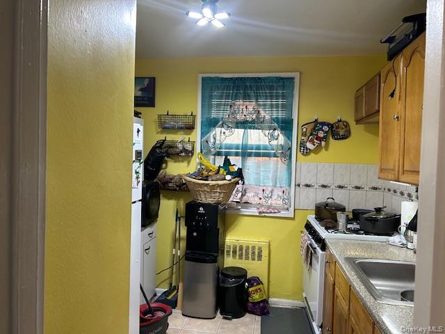 Apartment Kew Gardens  Queens, NY 11415, MLS-898019-27