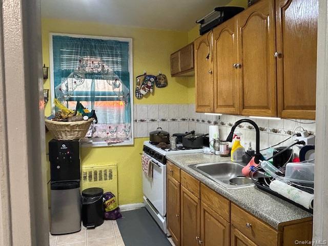 Apartment Kew Gardens  Queens, NY 11415, MLS-898019-28