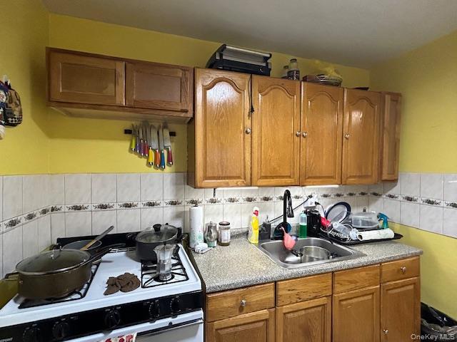Apartment Kew Gardens  Queens, NY 11415, MLS-898019-33