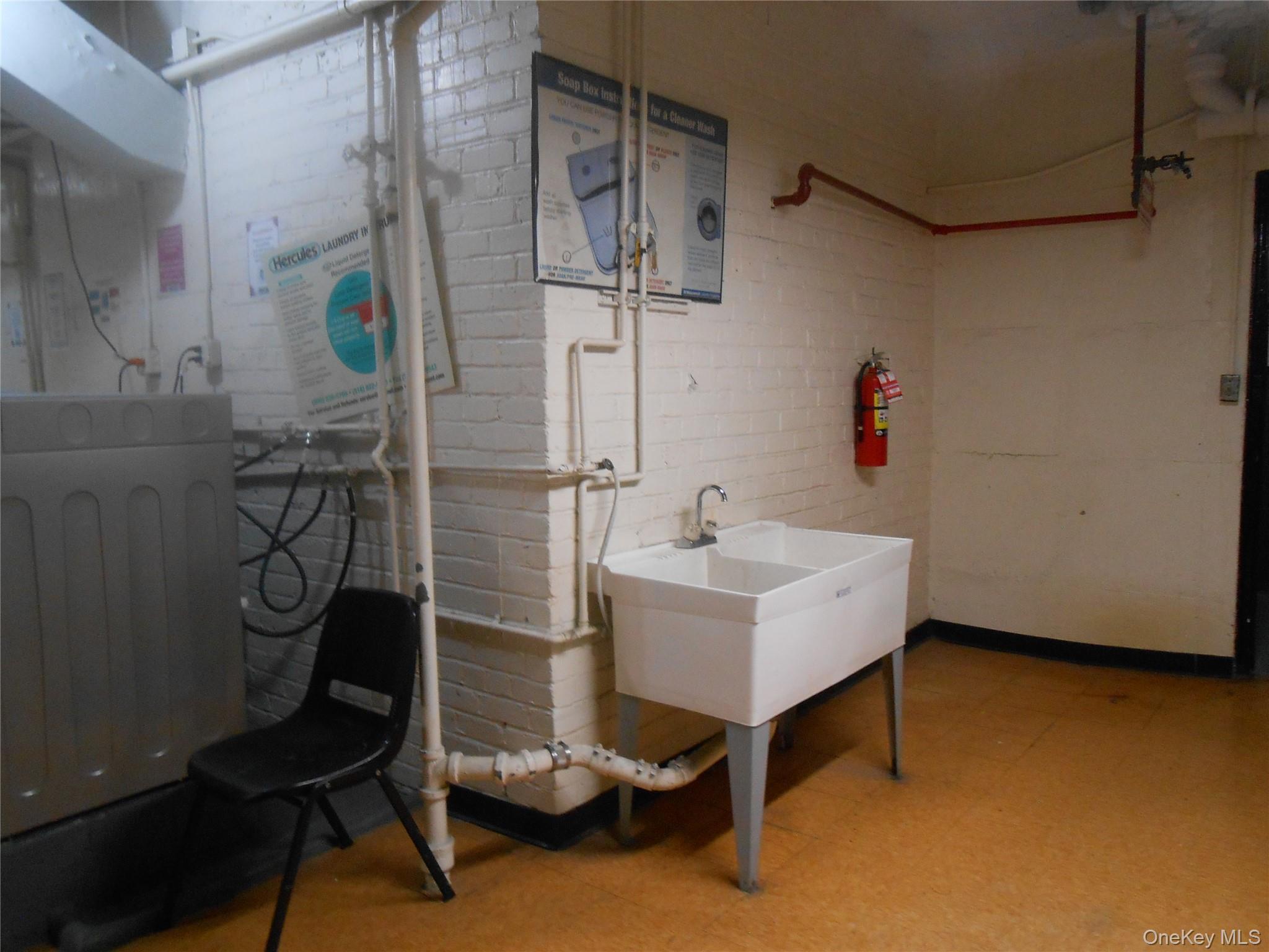 Apartment Kew Gardens  Queens, NY 11415, MLS-898019-47