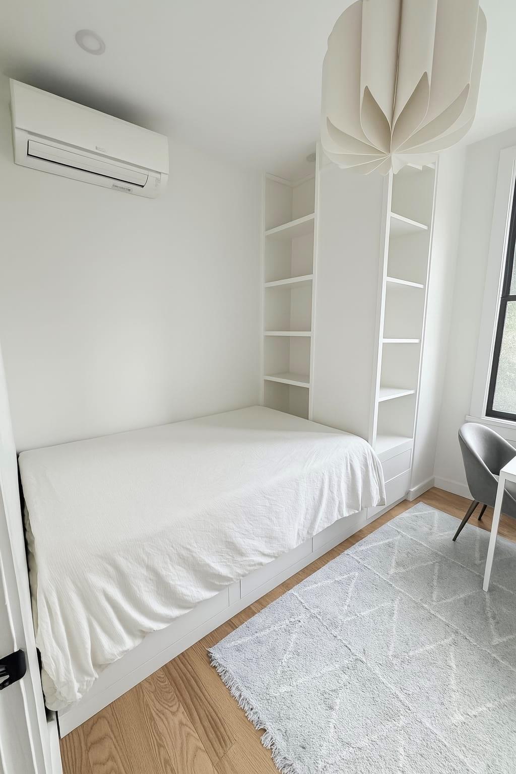 Apartment Nassau  Brooklyn, NY 11222, MLS-898030-11