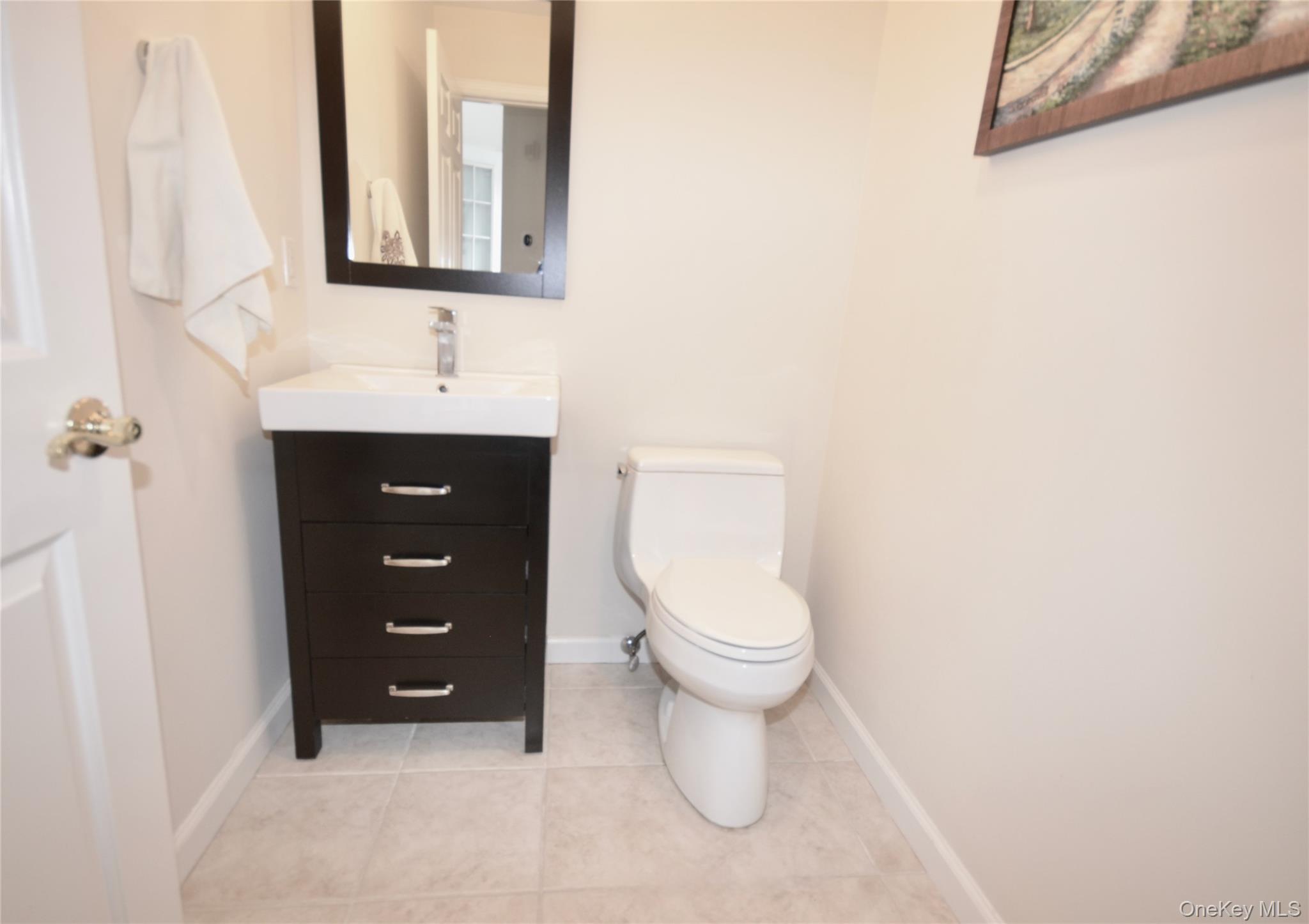 Condo Balfour  Suffolk County, NY 11747, MLS-898046-14