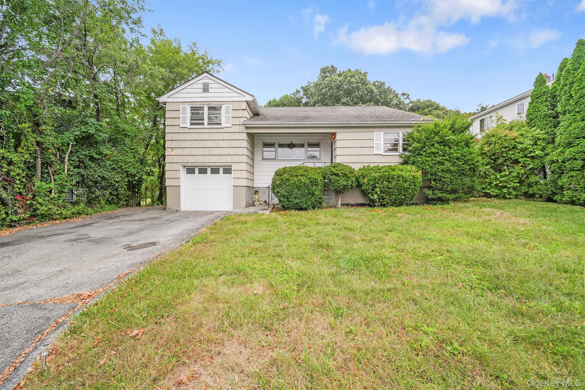 Single Family Westlake  Westchester County, NY 10594, MLS-898060-27