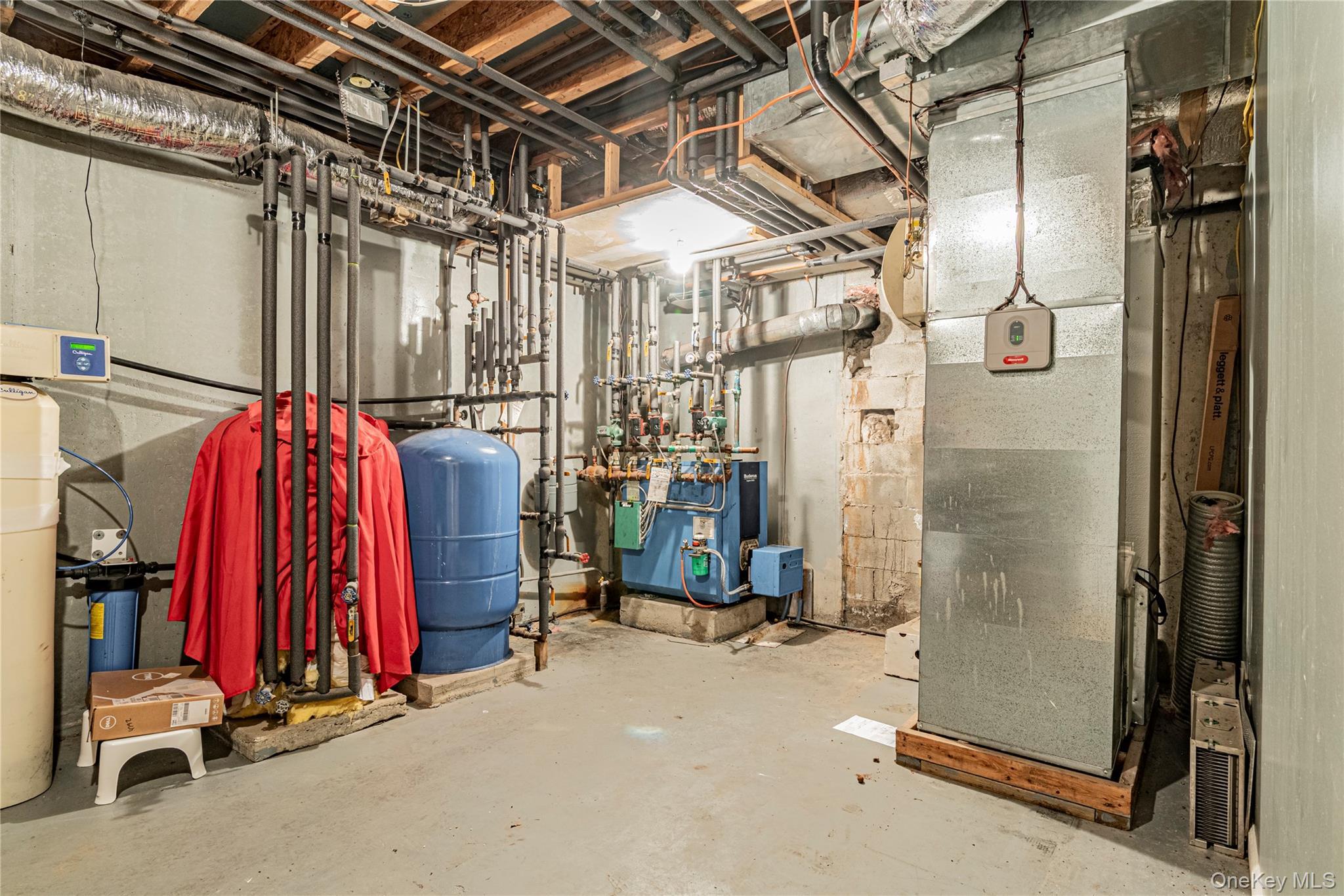 Single Family Woodmont Dutchess County, NY 12533, MLS-898109-39