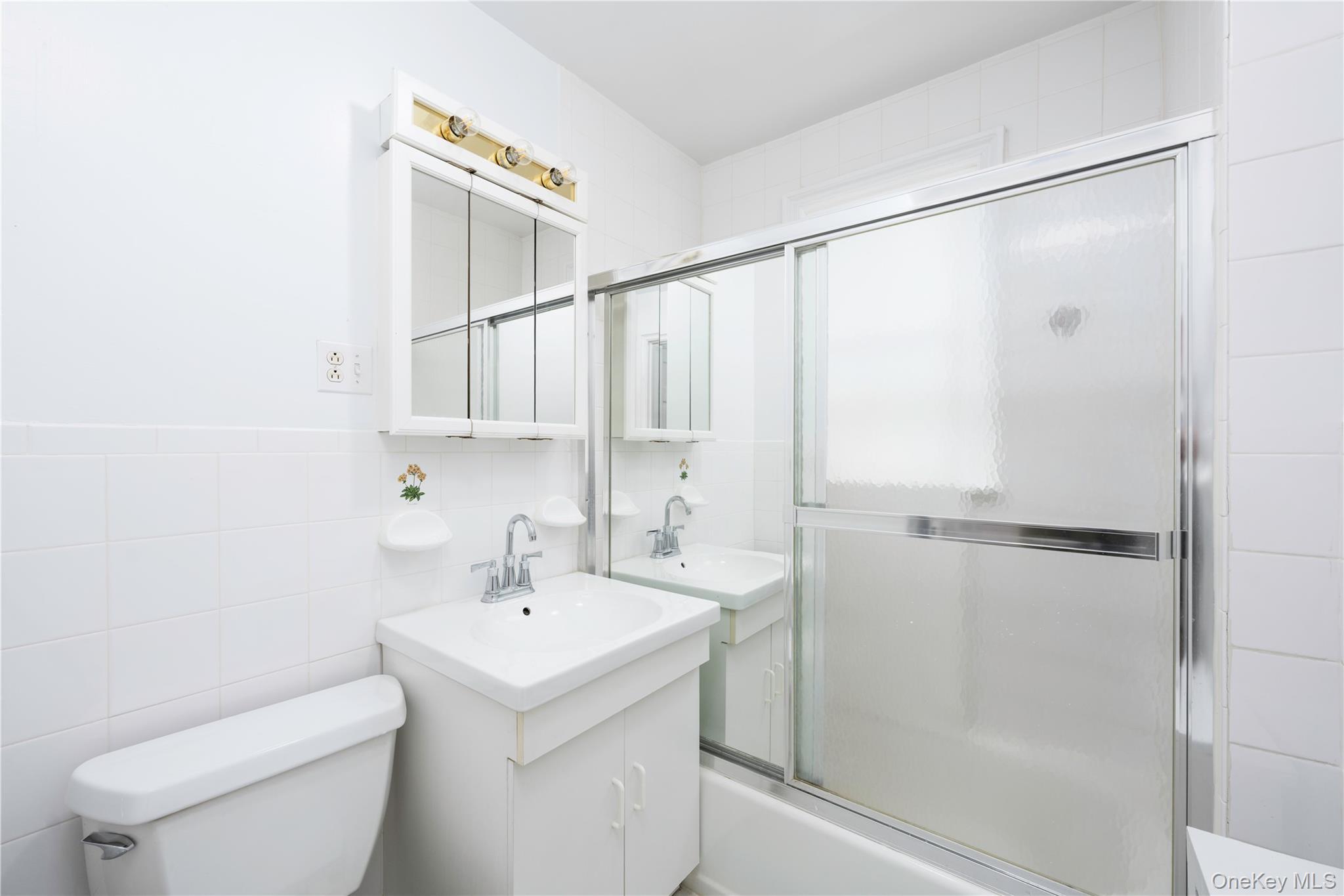 Single Family Gramercy Westchester County, NY 10701, MLS-898111-13