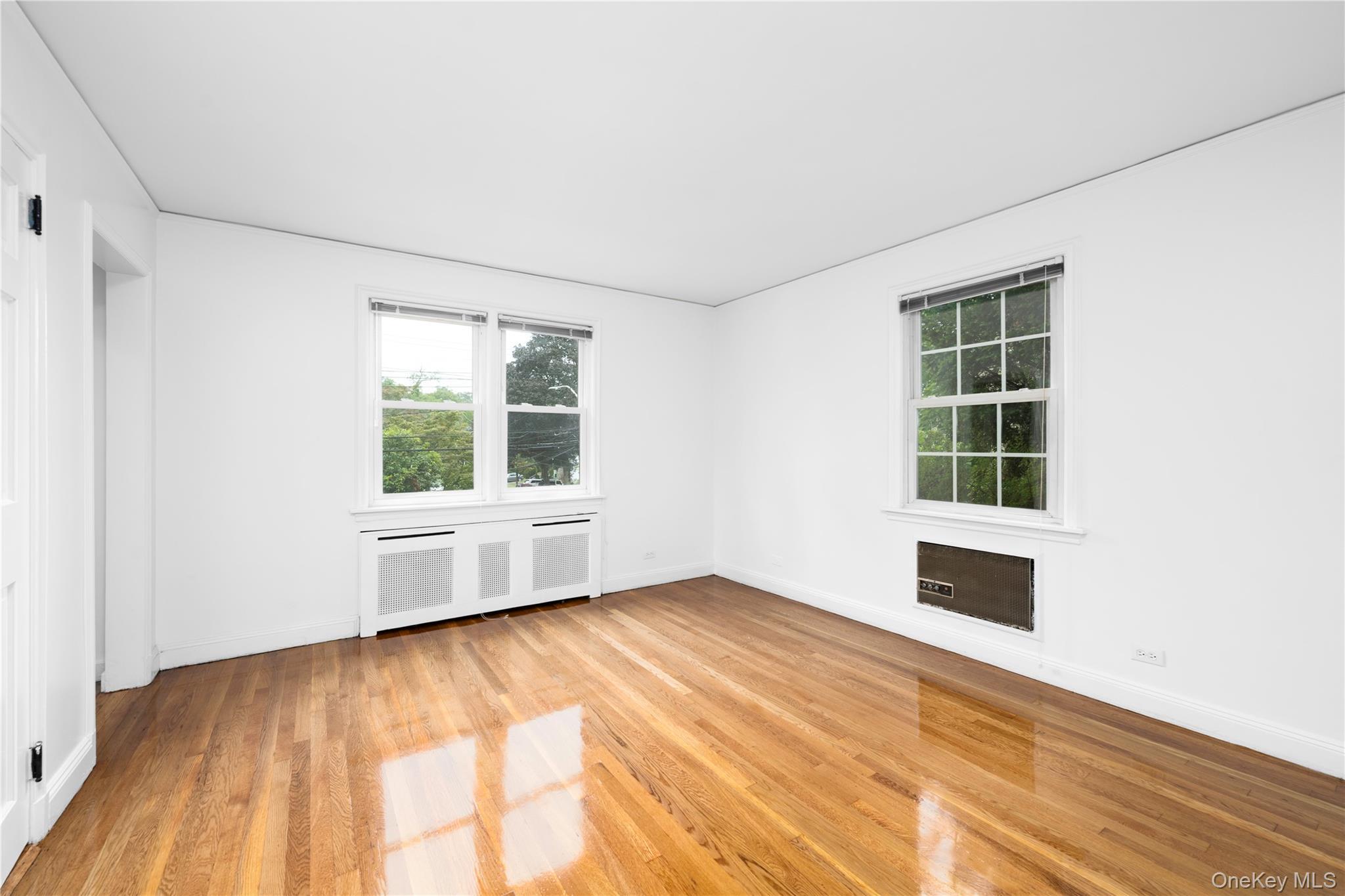 Single Family Gramercy Westchester County, NY 10701, MLS-898111-14