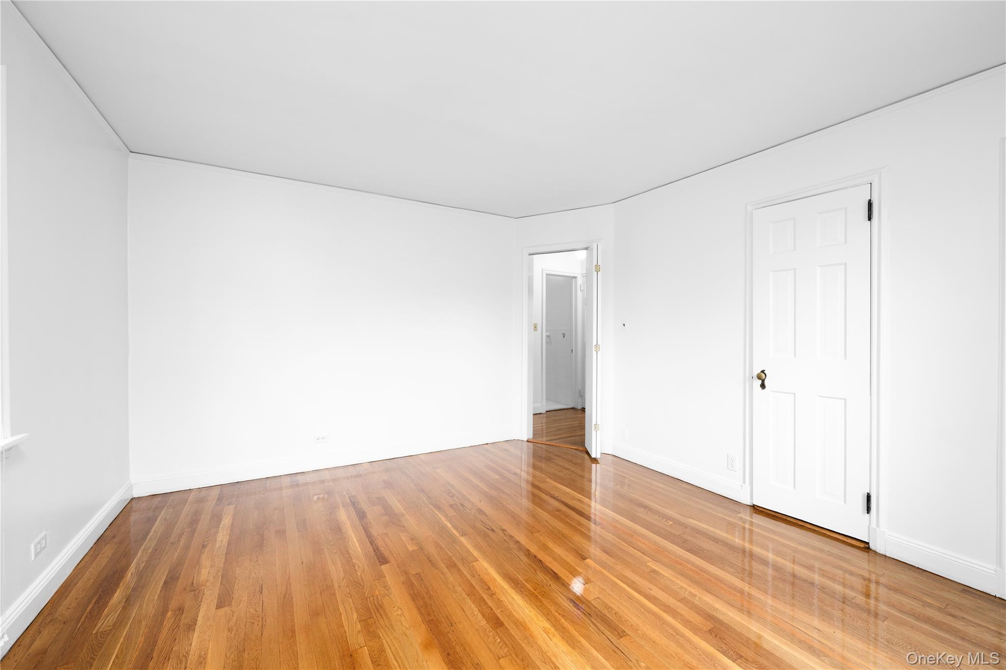 Single Family Gramercy Westchester County, NY 10701, MLS-898111-15