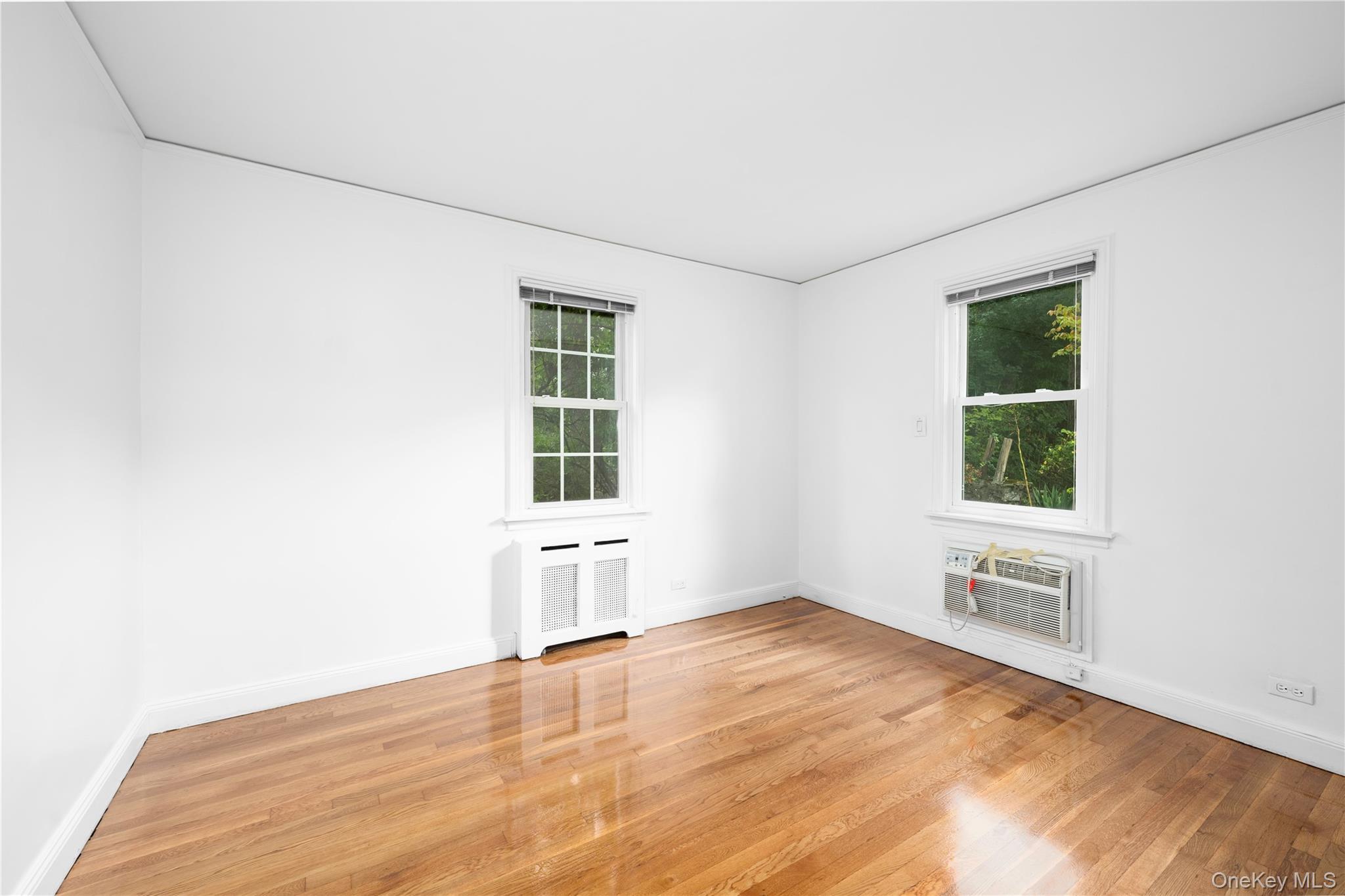 Single Family Gramercy Westchester County, NY 10701, MLS-898111-16