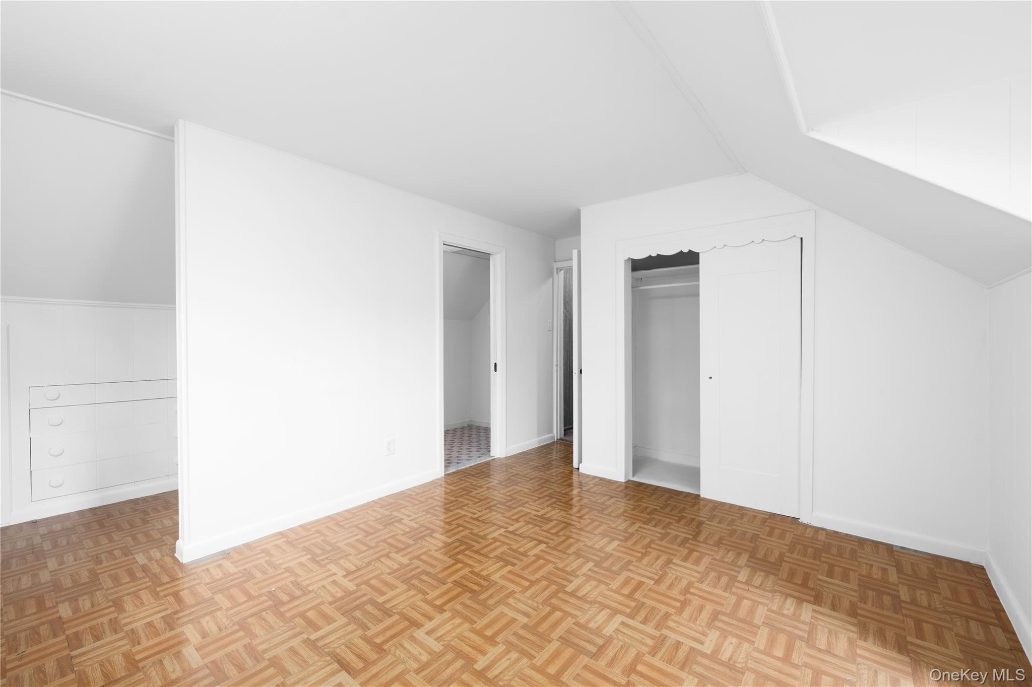 Single Family Gramercy Westchester County, NY 10701, MLS-898111-21