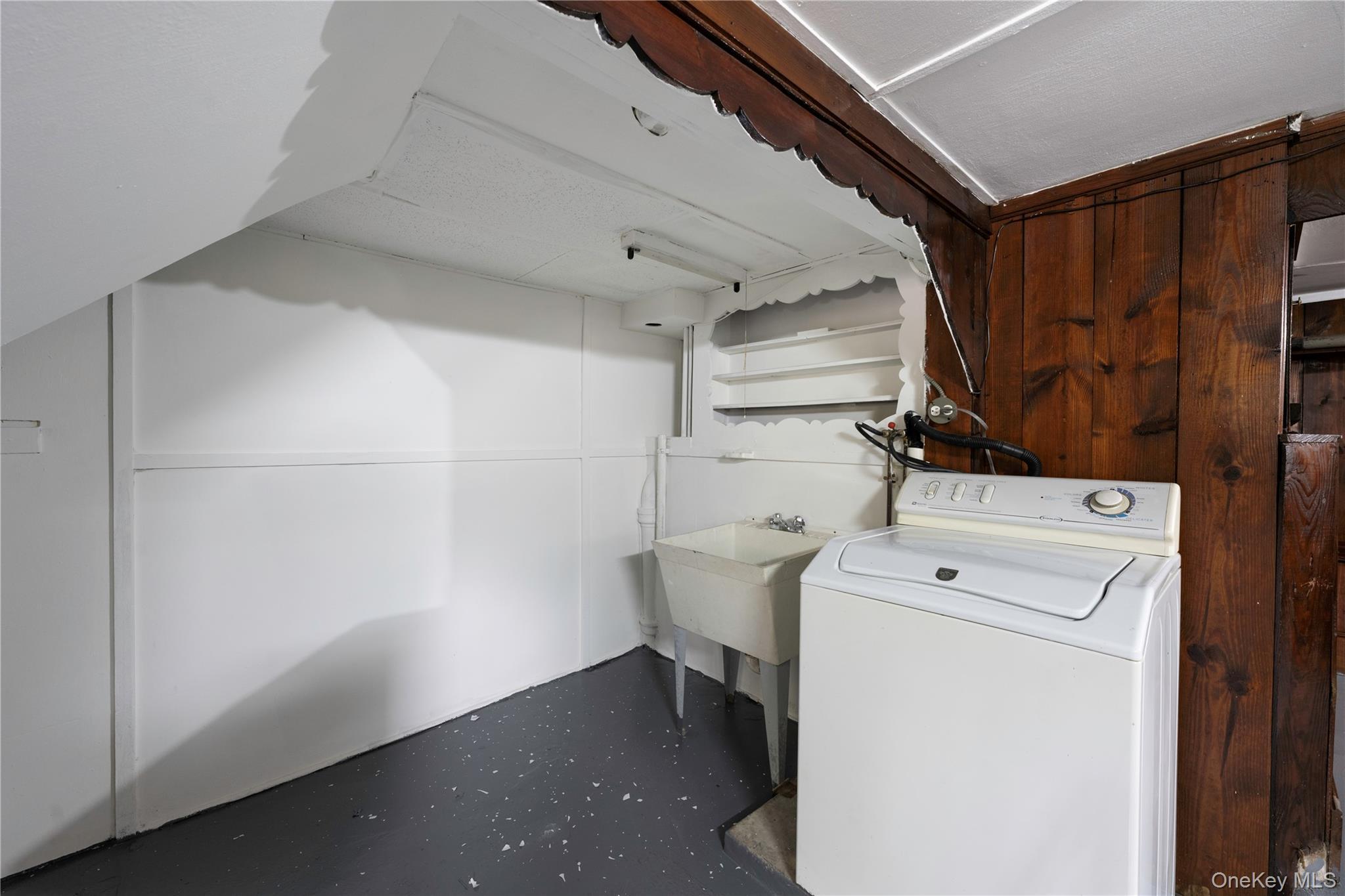 Single Family Gramercy Westchester County, NY 10701, MLS-898111-25