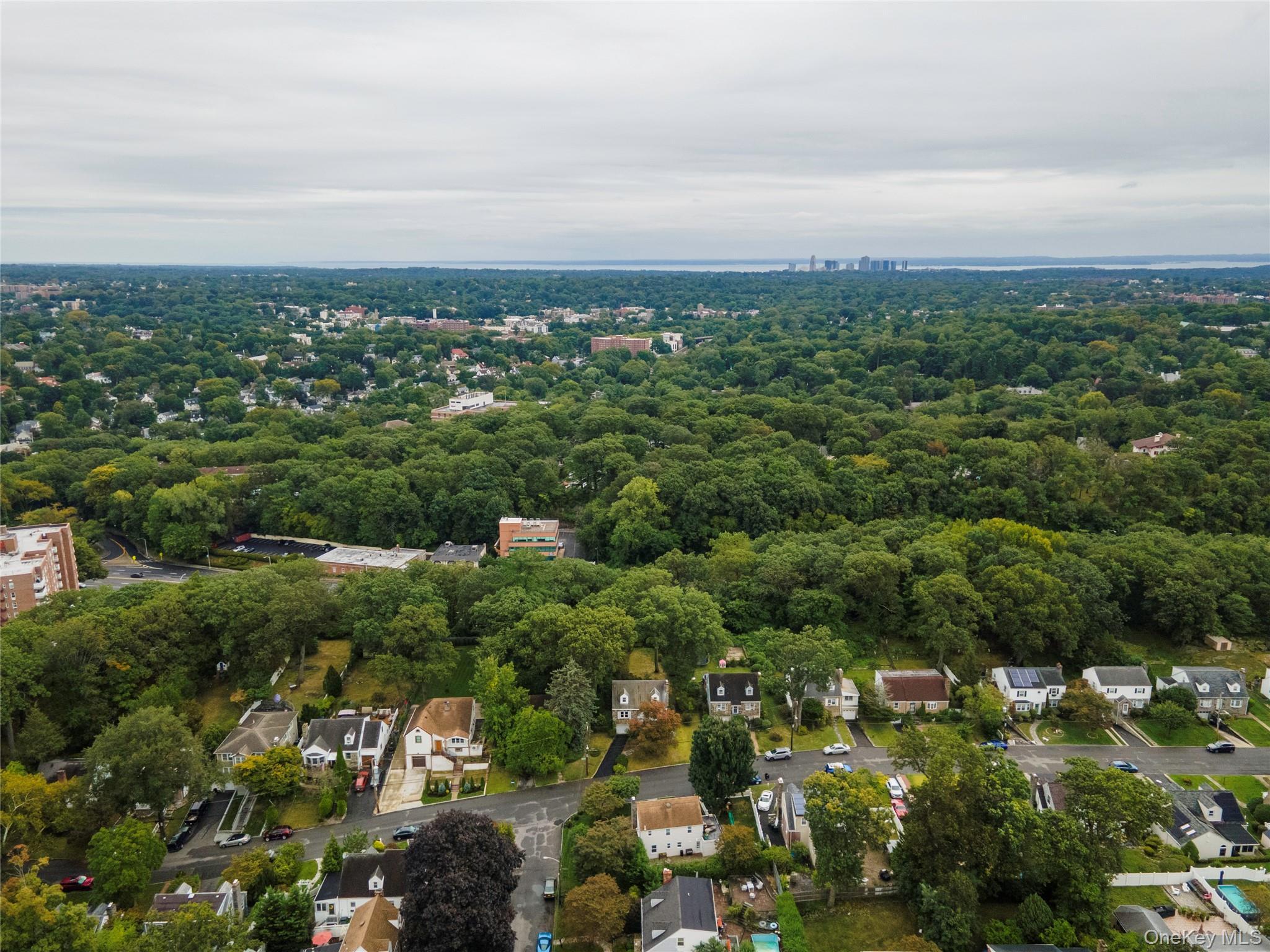 Single Family Gramercy  Westchester County, NY 10701, MLS-898111-32