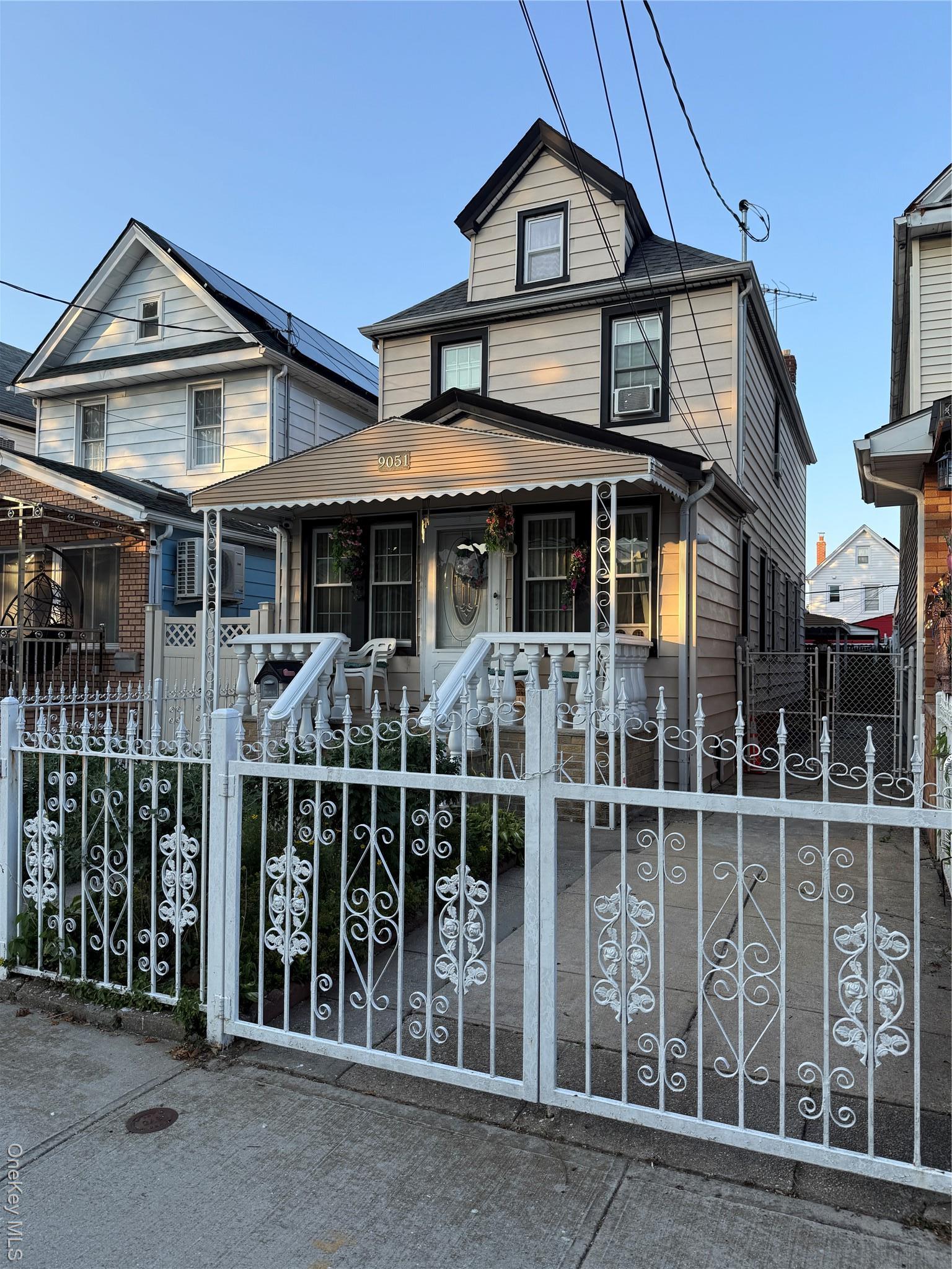 Single Family 201st  Queens, NY 11423, MLS-898119-2