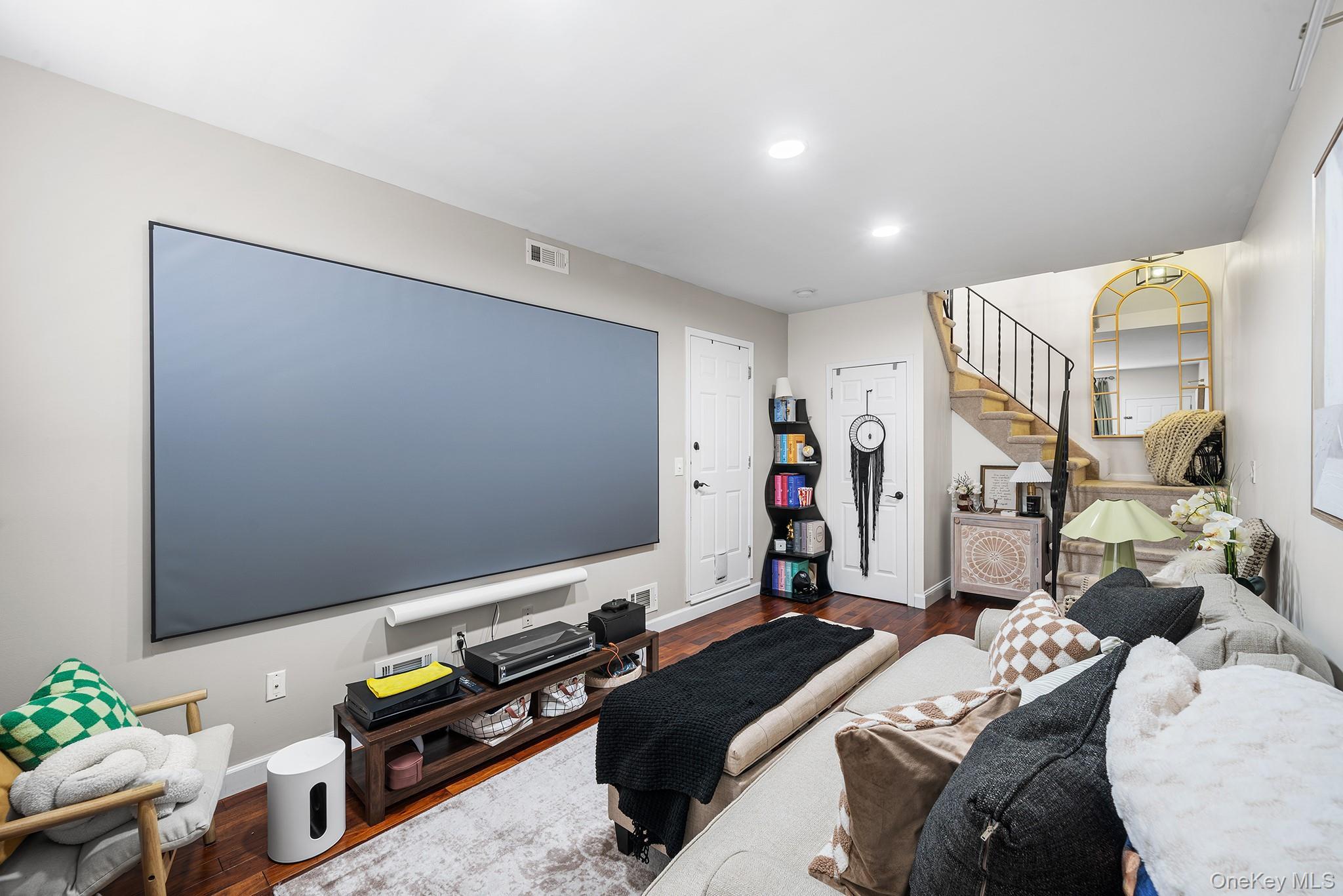 Single Family Wirt  Staten Island, NY 10309, MLS-898129-4