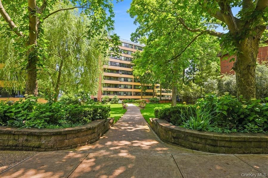 Coop 9th  Queens, NY 11357, MLS-898131-23