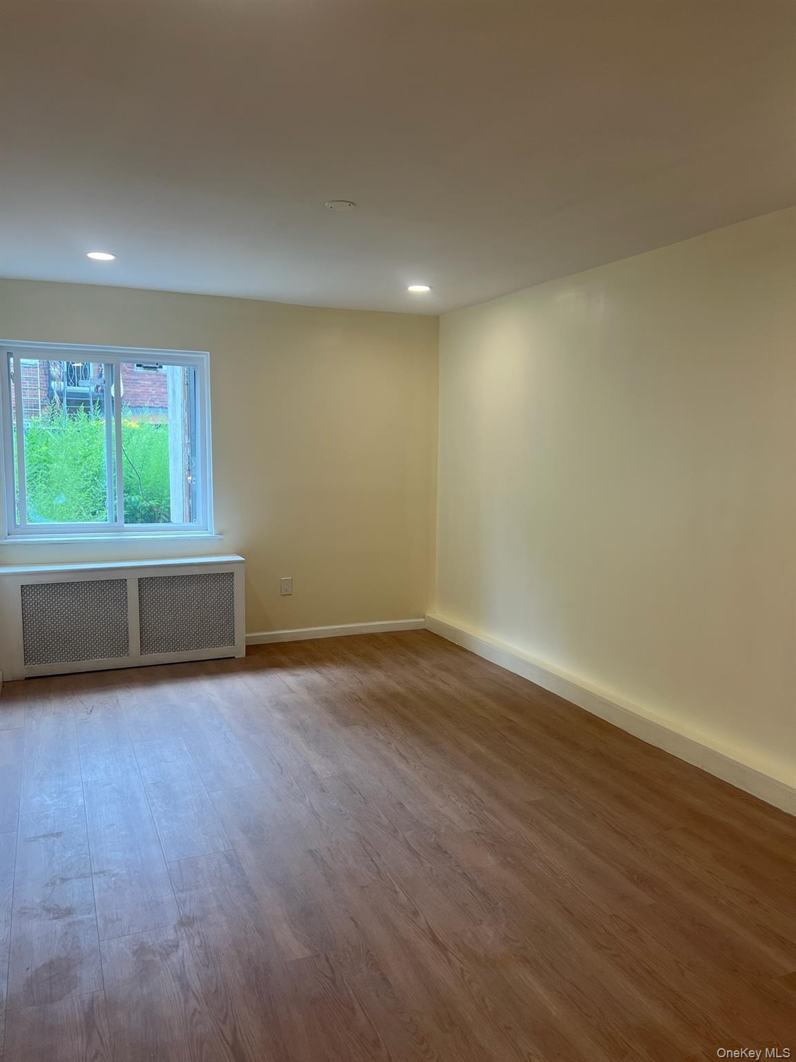 Apartment 88th  Brooklyn, NY 11236, MLS-898186-3